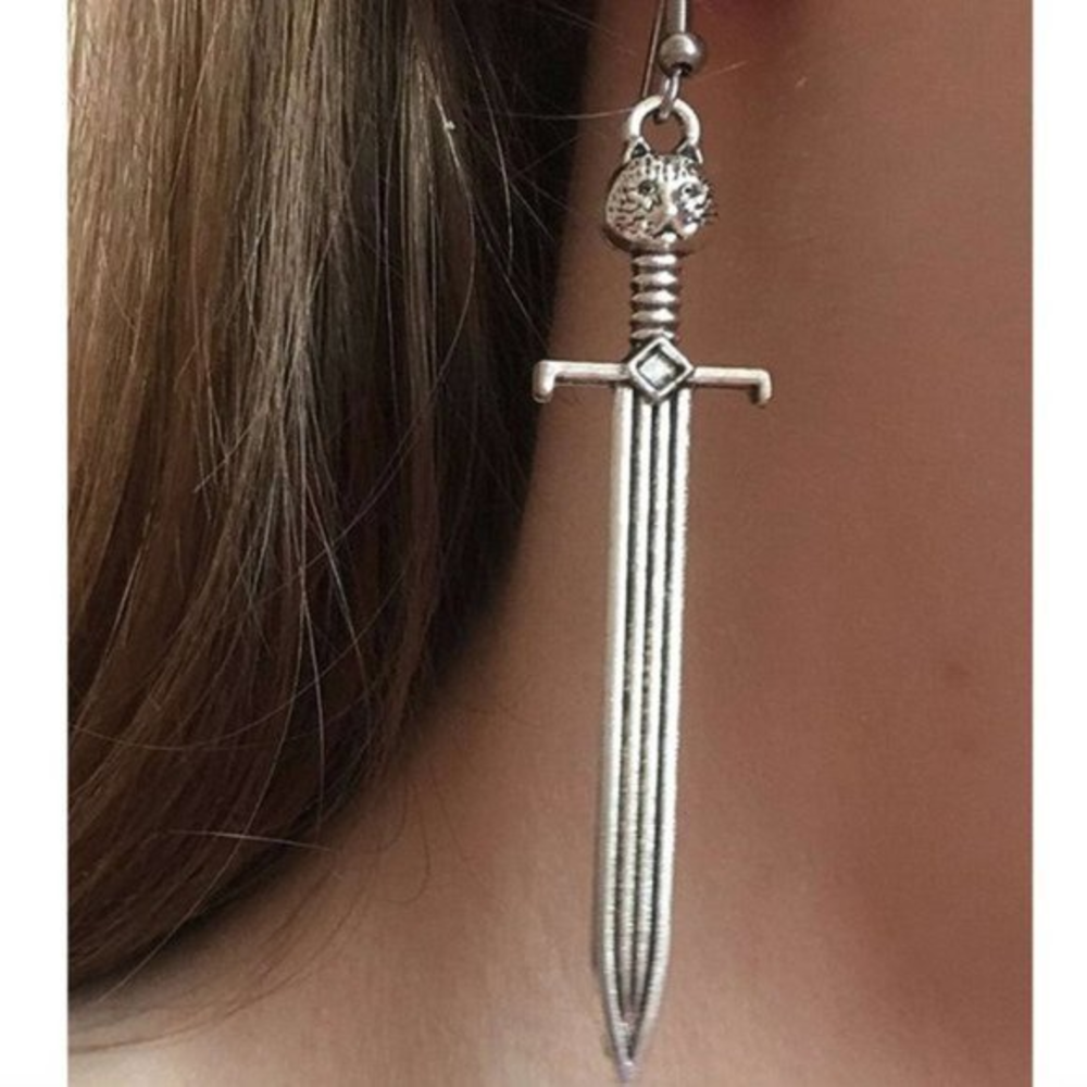 New Silver Tone Metal Cat Venetian Sword Earrings